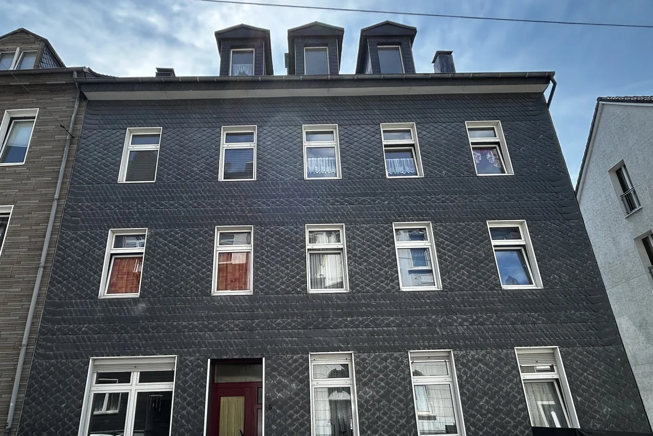 Huldastraße 36 – Straßenfassade der Huldastraße 36